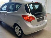 Używany Opel Meriva Edition 120 KM (88 kW) 2012 Srebrny Minivan