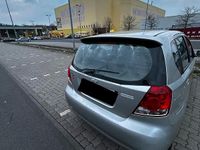Gebraucht Chevrolet Aveo 94 PS (69 kW) 2005 Grau Kleinwagen