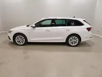Gebraucht Skoda Octavia Style 116 PS (85 kW) 2023 Candyweiss Kombi