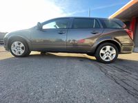 Gebraucht Opel Astra 116 PS (85 kW) 2012 Grau Kombi