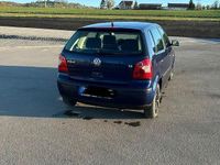 Gebraucht VW Polo Basis 64 PS (47 kW) 2004 Blau Kleinwagen