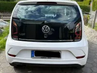 Usado VW up! high up! 90 CV (66 kW) 2018 Blanco Utilitario