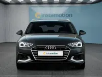 Gebraucht Audi A4 Advanced 163 PS (119 kW) 2025 Grau Kombi
