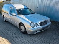 Gebraucht Mercedes E270 170 PS (125 kW) 2001 Silber Limousine