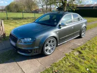 Usado Audi RS4 420 HP (308 kW) 2007 Cinzento Sedan
