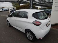 Gebraucht Renault Zoe 80 kW (109 PS) 2021 Weiß Kleinwagen