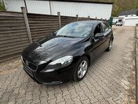Gebraucht Volvo V40 114 PS (83 kW) 2015 Schwarz Limousine