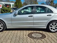 Gebraucht Mercedes C180 143 PS (105 kW) 2006 Silber Limousine