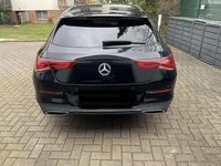Gebraucht Mercedes CLA250e Shooting Brake 160 PS (117 kW) 2021 Schwarz Kombi