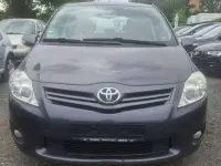 Gebraucht Toyota Auris Life 132 PS (97 kW) 2011 Grey metallic Kleinwagen