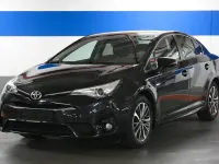 Gebraucht Toyota Avensis Edition 147 PS (108 kW) 2015 Mysticschwarz / night time bla (metallic) Limousine