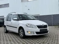 Gebraucht Skoda Roomster Plus Edition 69 PS (50 kW) 2011 Candyweiss Van / Kleinbus