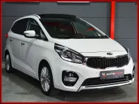 Używany Kia Carens 166 KM (122 kW) 2018 Biały Minivan