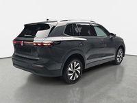 Neu VW Tiguan Pro 150 PS (110 kW) 2025 Delfingrau metallic SUV