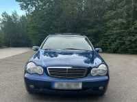 Gebraucht Mercedes C200 163 PS (119 kW) 2002 Blau Limousine