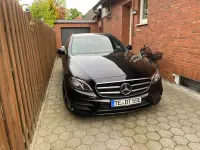 Second-hand Mercedes E300 306 CP (225 kW) 2019 Negru Berlinǎ