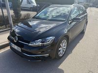 Gebraucht VW Golf VII Highline 150 PS (110 kW) 2021 Schwarz Kleinwagen