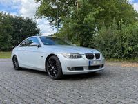 Gebraucht BMW 325 218 PS (160 kW) 2006 Silber Coupé