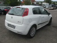 Gebraucht Fiat Grande Punto 77 PS (56 kW) 2009 Weiß Kleinwagen