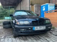 Gebraucht BMW 323 170 PS (125 kW) 1998 Blau Limousine