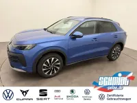 Neu VW T-Roc Life 150 PS (110 kW) 2026 Blau SUV