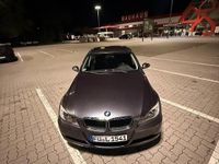 Gebraucht BMW 320 150 PS (110 kW) 2006 Grau Limousine