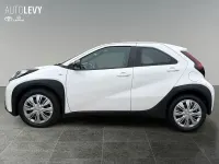 Gebraucht Toyota Aygo Play 72 PS (52 kW) 2024 Weiß Kleinwagen