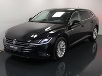 Gebraucht VW Arteon 150 PS (110 kW) 2023 Deep black perleffekt Kombi