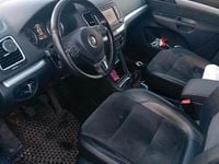 Second-hand VW Sharan 170 CP (125 kW) 2010 Argintiu Monovolum