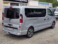 Gebraucht Renault Trafic 170 PS (125 kW) 2023 Silber Van / Kleinbus
