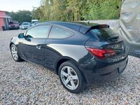Gebraucht Opel Astra GTC Active 140 PS (102 kW) 2013 Schwarz Coupé