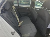 Gebraucht VW Golf VIII Move 150 PS (110 kW) 2024 Weiß Limousine