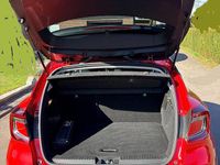 Gebraucht Renault Captur 140 PS (102 kW) 2021 Rot SUV