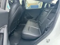Usata Tesla Model Y Standard Range 219 kW (299 CV) 2024 Bianco SUV