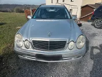 Używany Mercedes E280 177 KM (130 kW) 2005 Srebrny Kombi
