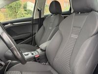 Gebraucht Audi A3 Sportback 150 PS (110 kW) 2015 Weiß Kleinwagen