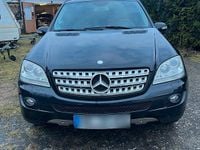 Gebraucht Mercedes ML350 272 PS (200 kW) 2006 Schwarz SUV