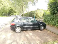Gebraucht Renault Clio 90 PS (66 kW) 2013 Schwarz Kleinwagen