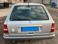 Gebraucht Mercedes E280 193 PS (141 kW) 1994 Silber Kombi