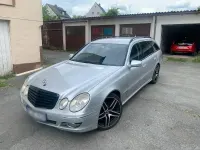 Gebraucht Mercedes E220 177 PS (130 kW) 2006 Gelb Limousine