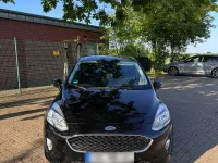 Gebraucht Ford Fiesta Cool & Connect 101 PS (74 kW) 2019 Schwarz Kleinwagen