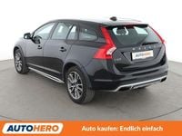 Gebraucht Volvo V60 CC Pro 245 PS (180 kW) 2017 Schwarz Kombi