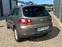 Gebraucht VW Tiguan Team 170 PS (125 kW) 2010 Grau SUV