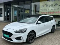 Gebraucht Ford Focus ST-Line 182 PS (133 kW) 2019 Weiß Kleinwagen