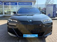Gebraucht BMW M760e Performance 571 PS (419 kW) 2023 Schwarz Limousine