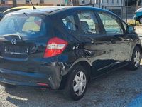 Gebraucht Honda Jazz Trend 99 PS (72 kW) 2013 Schwarz Kleinwagen