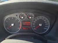 Używany Ford Focus Ghia 145 KM (106 kW) 2007 Srebrny Sedan/Limuzyna