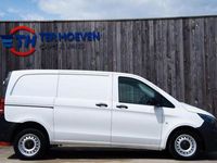 Usado Mercedes Vito 114 HP (83 kW) 2017 Branco Van