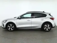 Second-hand Ford Focus Active 125 CP (91 kW) 2023 Argintiu Berlinǎ