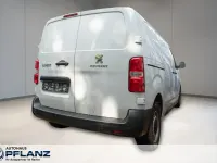 Gebraucht Peugeot Expert 144 PS (105 kW) 2024 Weiss Van